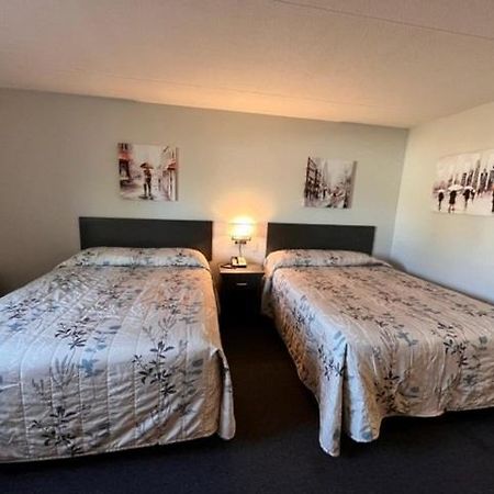 Kirkfield Motor Hotel Winnipeg Esterno foto